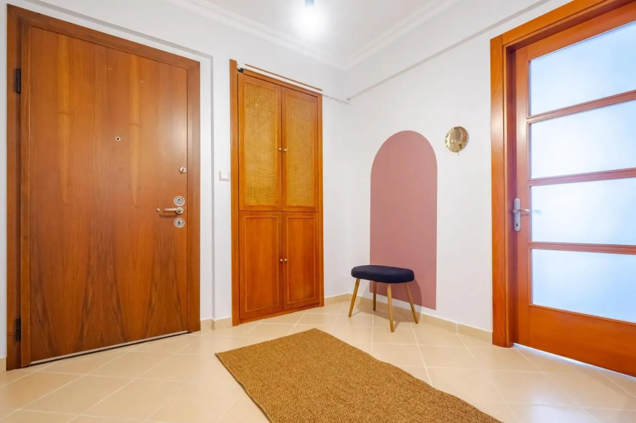 Splendid Flat With Central Location In Sisli Istanbul 0*,